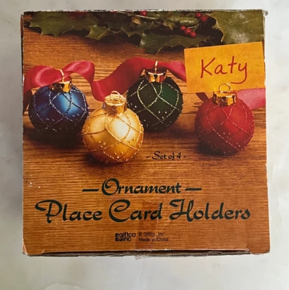 VINTAGE CHRISTMAS PLACE CARD HOLDERS ORNAMENTS - Picture 1 of 12